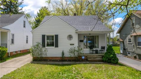 14902 James Avenue Maple Heights OH 44137