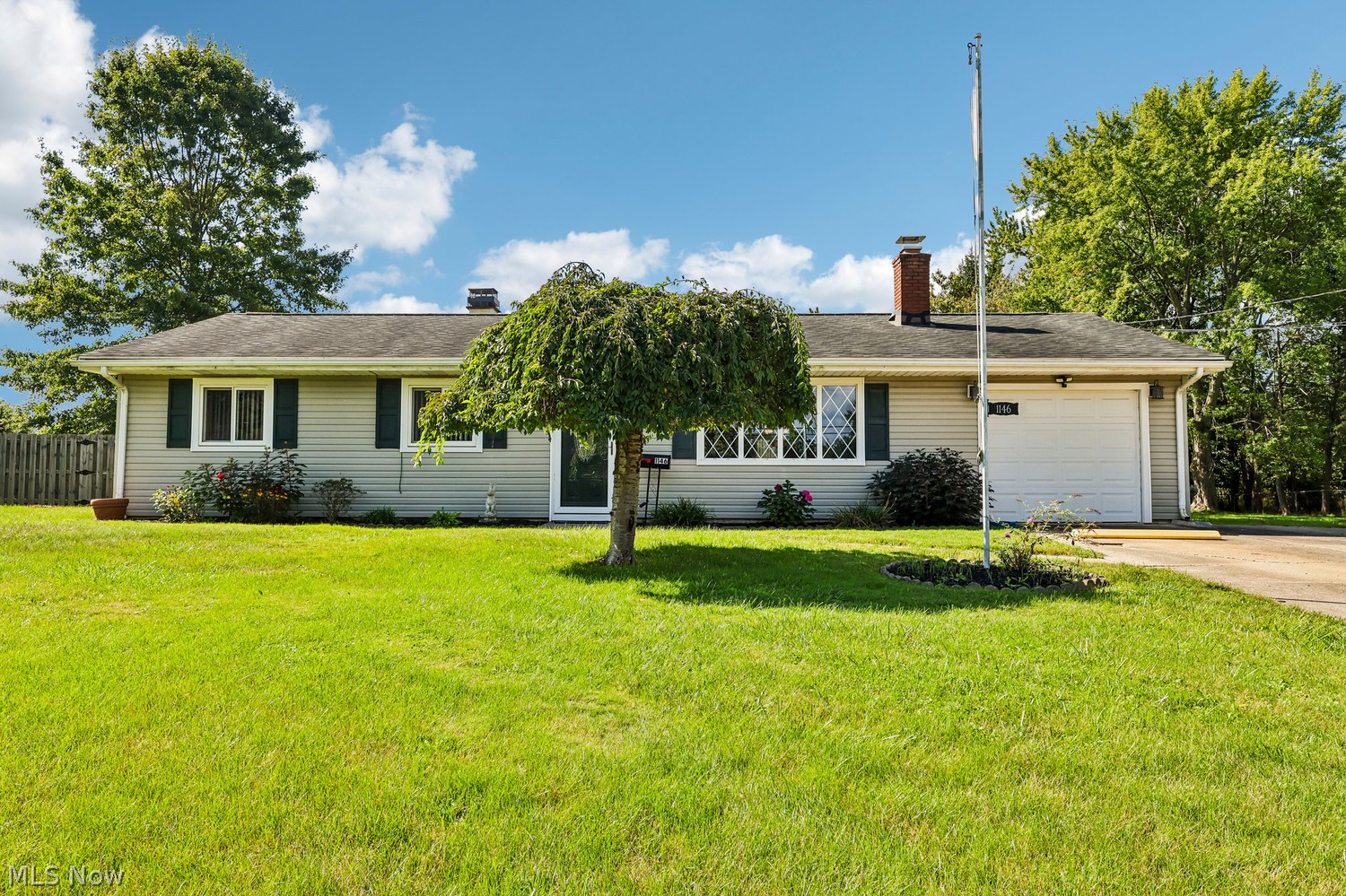 1146 Gaynelle Avenue Streetsboro OH 44241