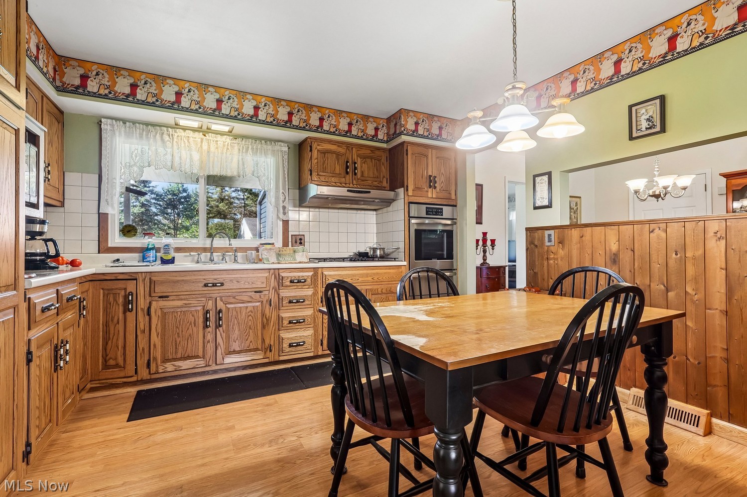 1146 Gaynelle Avenue Streetsboro OH 44241