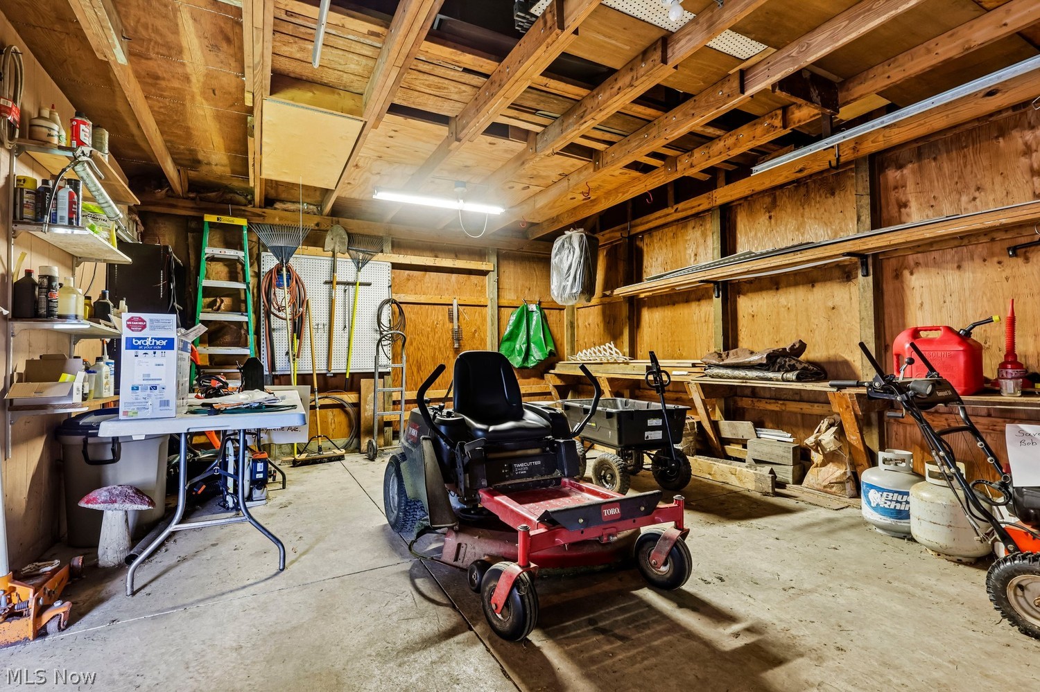 1146 Gaynelle Avenue Streetsboro OH 44241