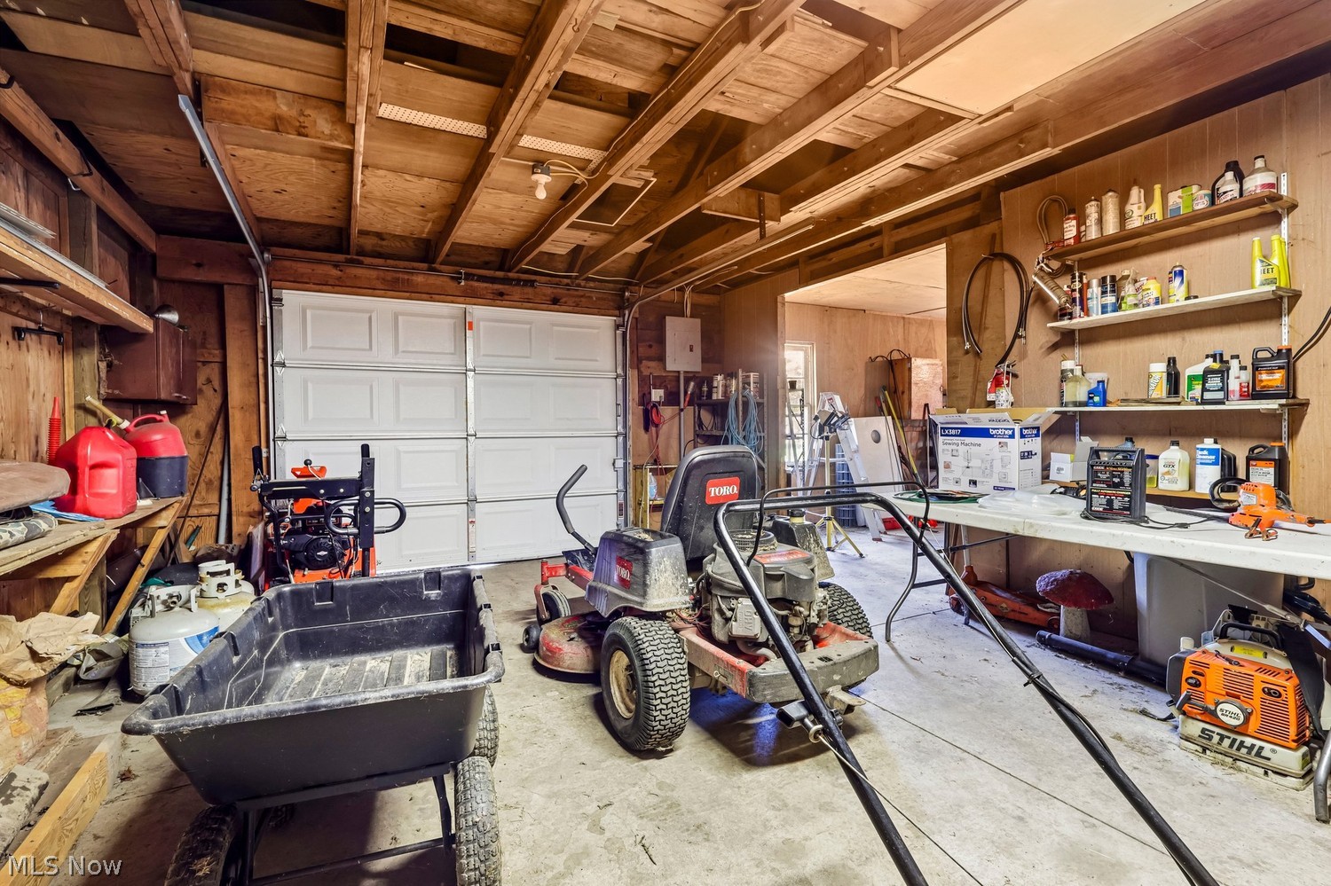 1146 Gaynelle Avenue Streetsboro OH 44241