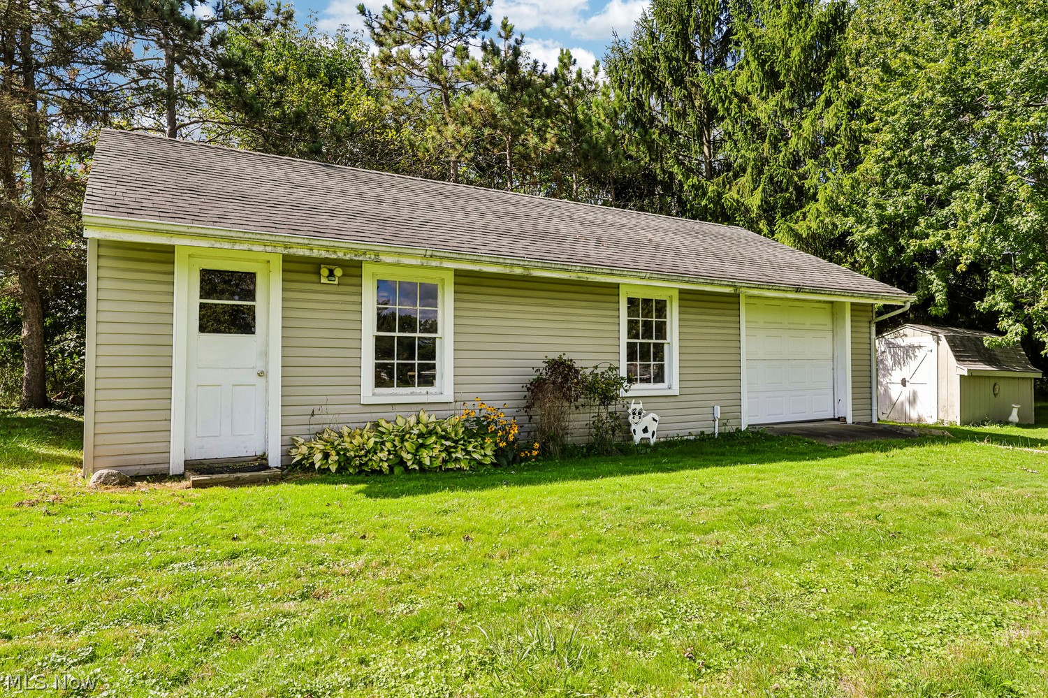 1146 Gaynelle Avenue Streetsboro OH 44241
