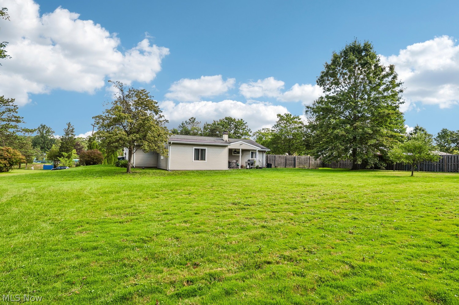 1146 Gaynelle Avenue Streetsboro OH 44241