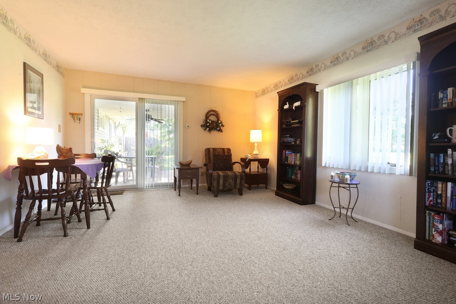 1146 Gaynelle Avenue Streetsboro OH 44241