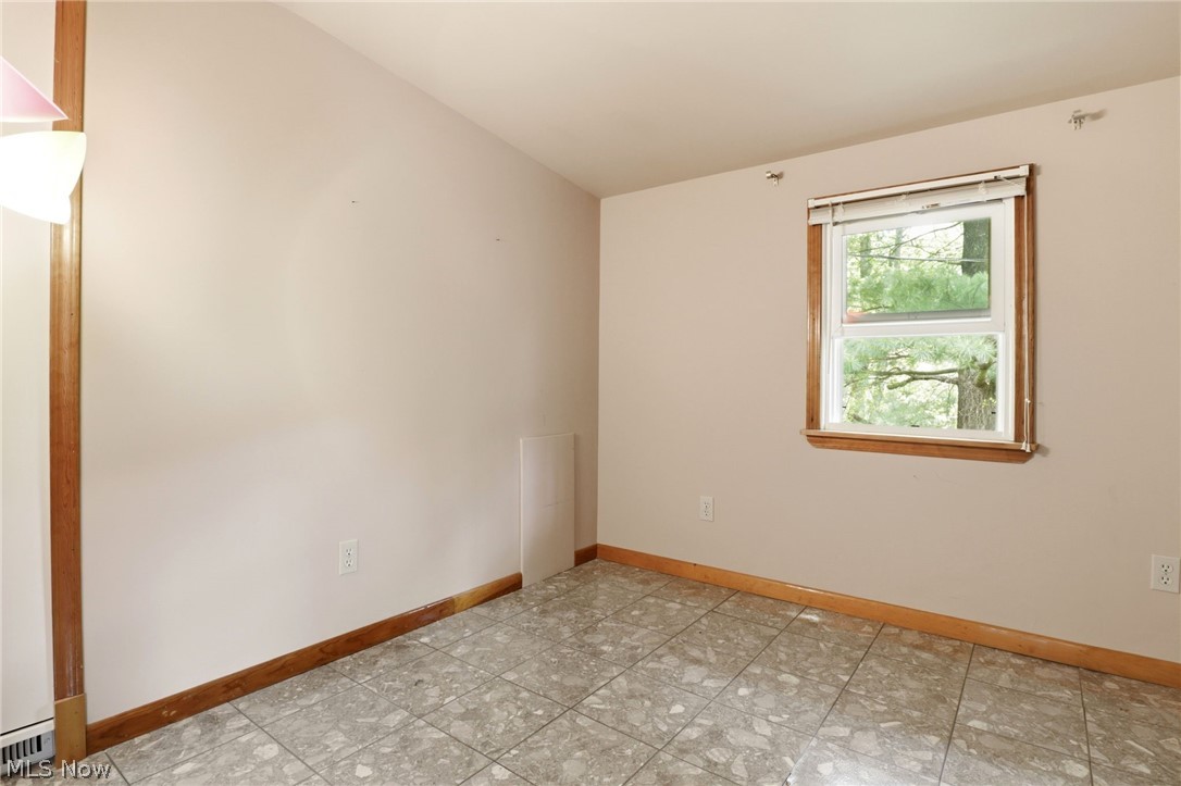 8977 Cedar Road Chesterland OH 44026