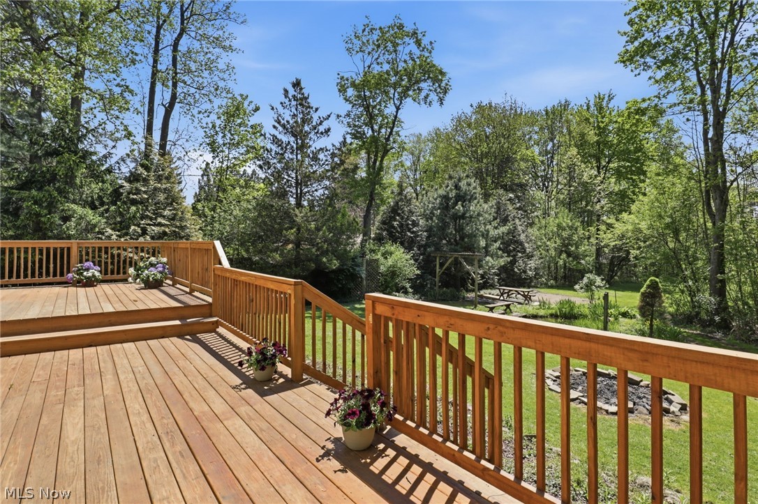 8977 Cedar Road Chesterland OH 44026
