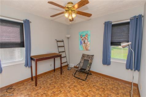26890 Drakefield Avenue Euclid OH 44132