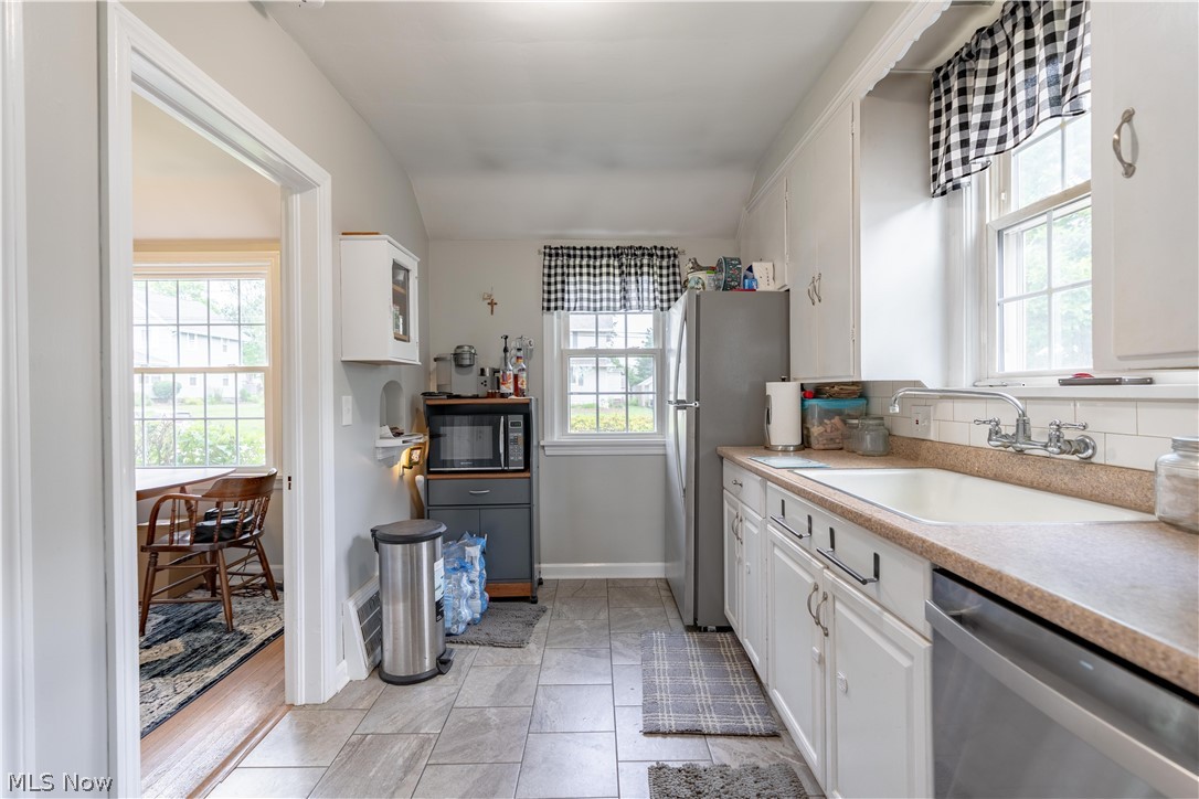 224 Summit Street SE North Canton OH 44720