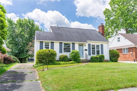 224 Summit Street SE North Canton OH 44720