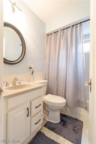 224 Summit Street SE North Canton OH 44720