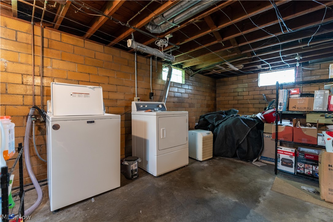 224 Summit Street SE North Canton OH 44720