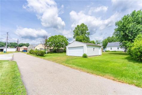224 Summit Street SE North Canton OH 44720