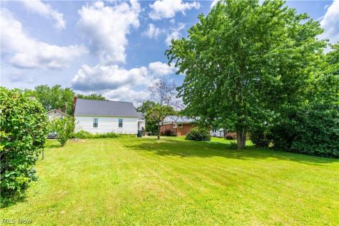 224 Summit Street SE North Canton OH 44720