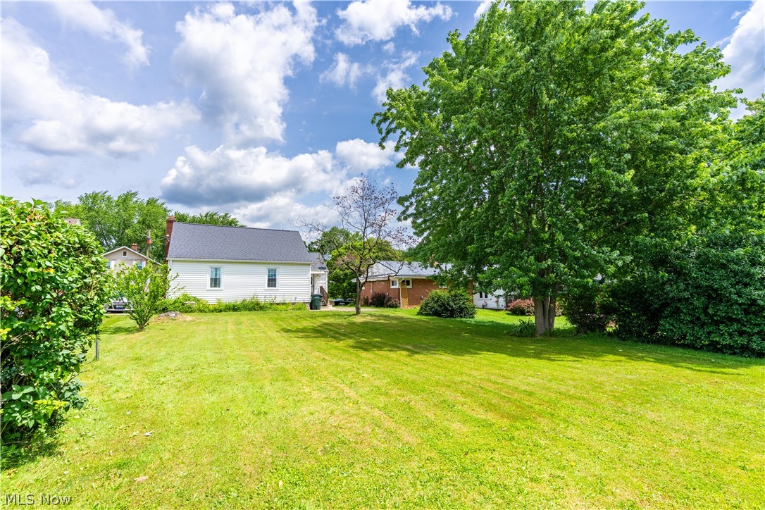 224 Summit Street SE North Canton OH 44720