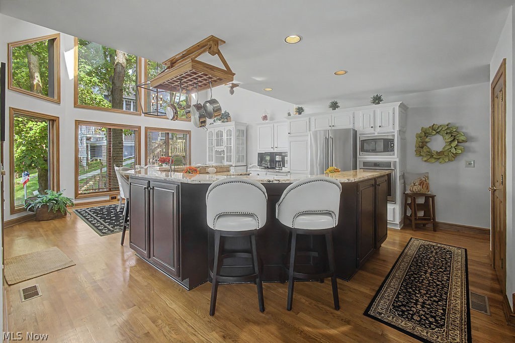 637 King Beach Drive Howard OH 43028