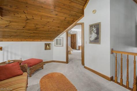 637 King Beach Drive Howard OH 43028