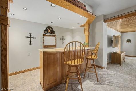 637 King Beach Drive Howard OH 43028