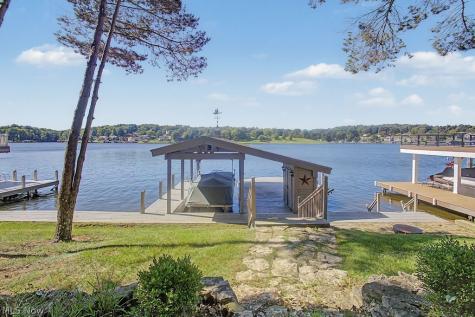 637 King Beach Drive Howard OH 43028