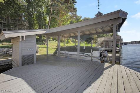 637 King Beach Drive Howard OH 43028