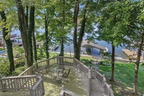 637 King Beach Drive Howard OH 43028