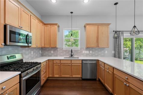 3675 Washington Park Boulevard Newburgh Heights OH 44105