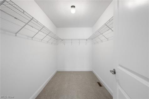 3675 Washington Park Boulevard Newburgh Heights OH 44105