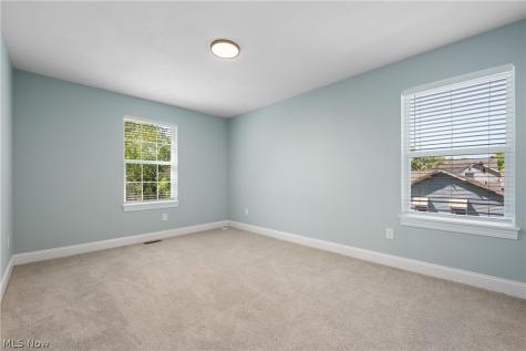 3675 Washington Park Boulevard Newburgh Heights OH 44105