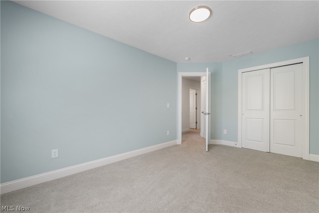 3675 Washington Park Boulevard Newburgh Heights OH 44105