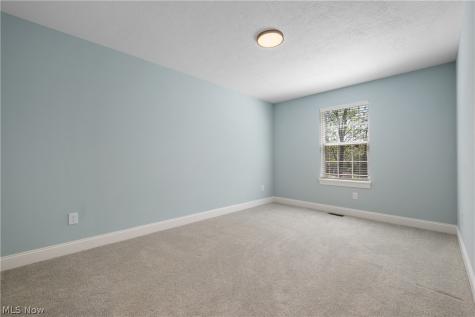 3675 Washington Park Boulevard Newburgh Heights OH 44105