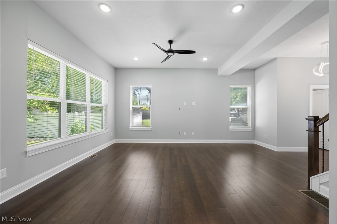 3675 Washington Park Boulevard Newburgh Heights OH 44105