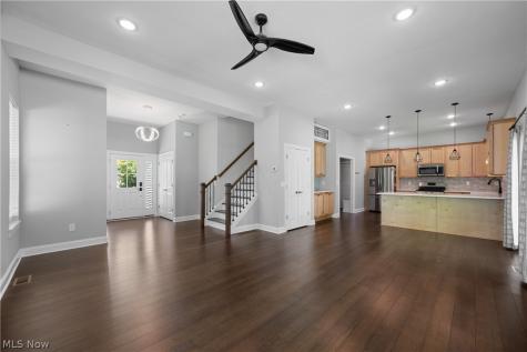 3675 Washington Park Boulevard Newburgh Heights OH 44105