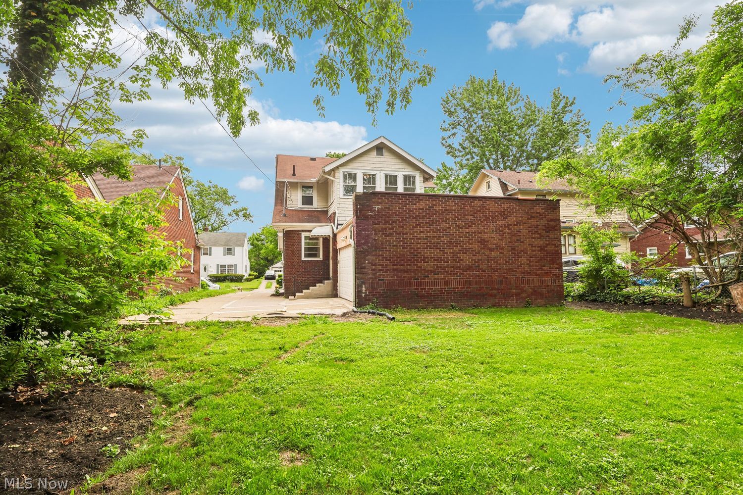 888 Greenwood Avenue Akron OH 44320