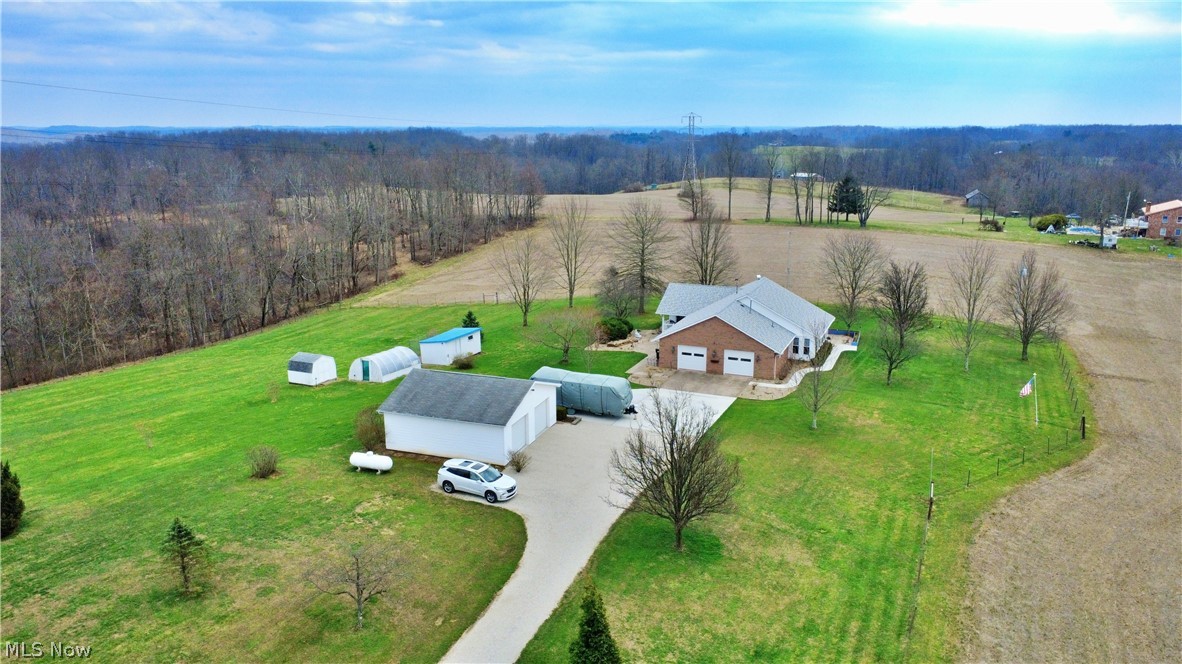 17437 Early Cemetary Road SW Kimbolton OH 43749