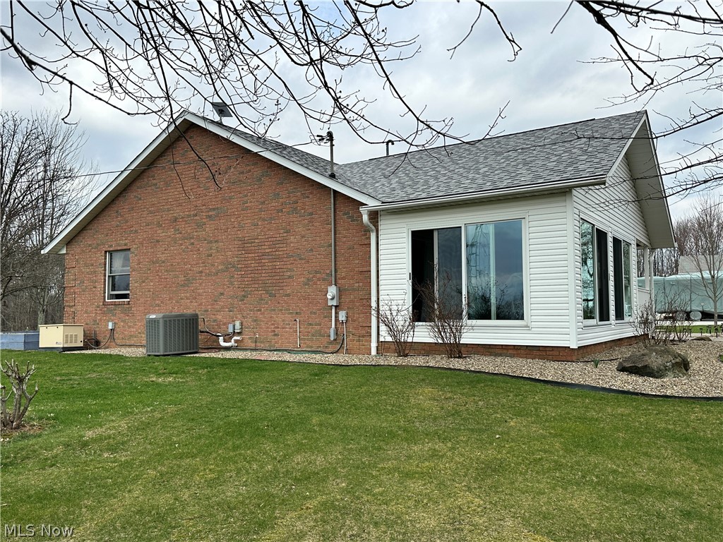 17437 Early Cemetary Road SW Kimbolton OH 43749