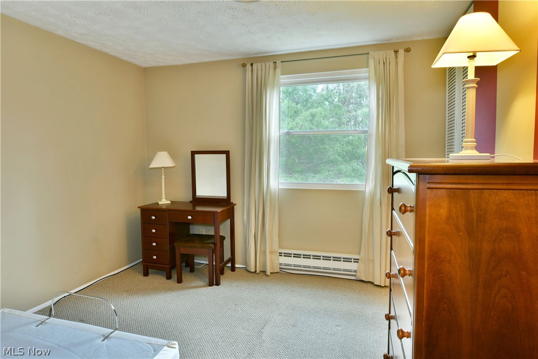 1756 Penny Lane Youngstown OH 44515