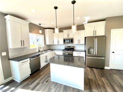 3462 Wicker Street NE Canton OH 44721