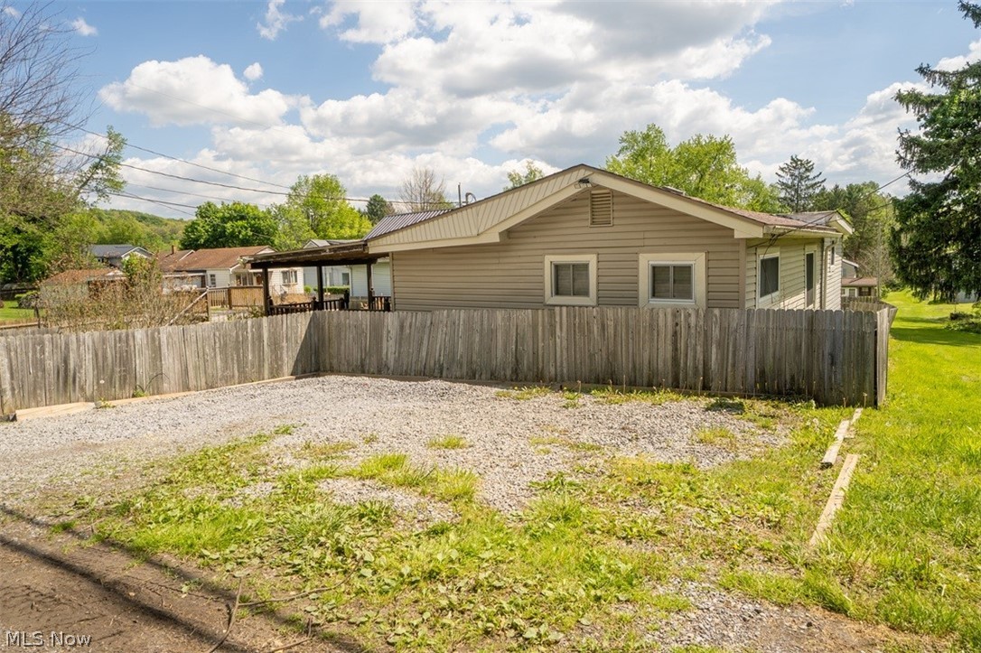 170 Vernia Street East Liverpool OH 43920