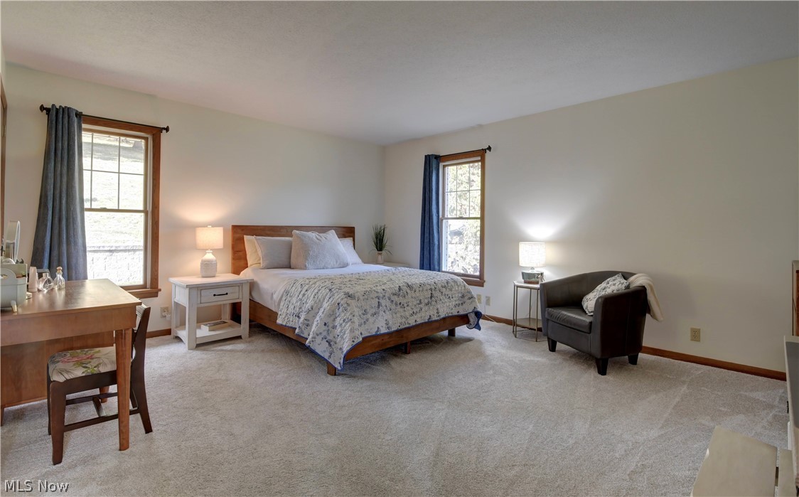 1242 Lakeview Road NW New Philadelphia OH 44663