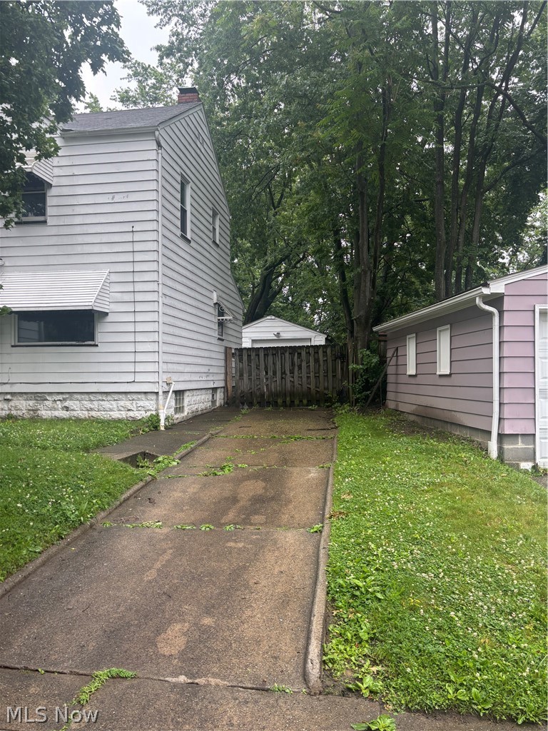 1101 Dietz Avenue Akron OH 44301