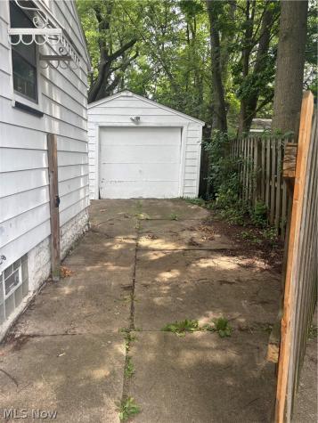 1101 Dietz Avenue Akron OH 44301