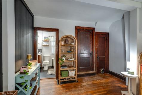 6082 S Myers Road Clinton OH 44216