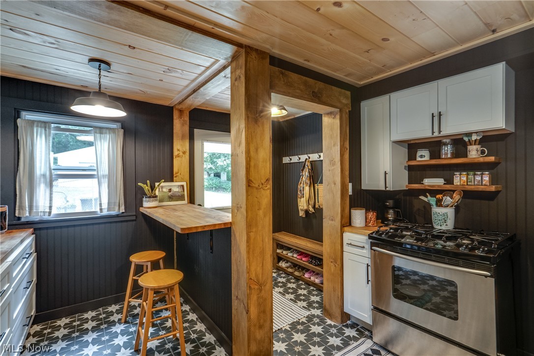 6082 S Myers Road Clinton OH 44216