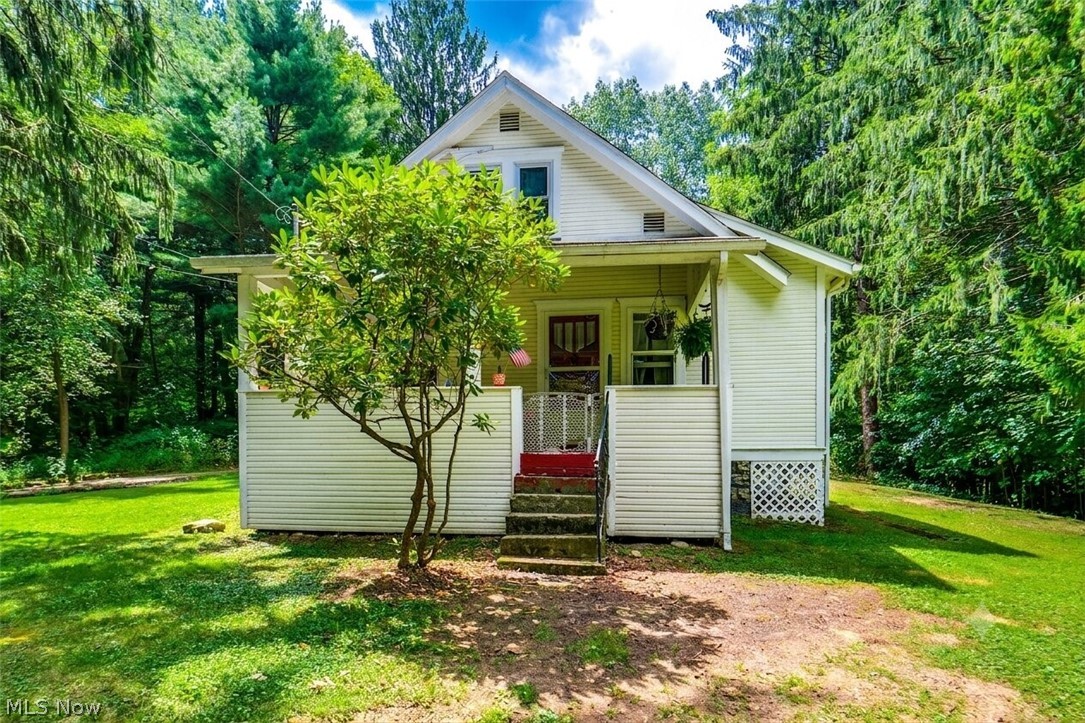 6082 S Myers Road Clinton OH 44216