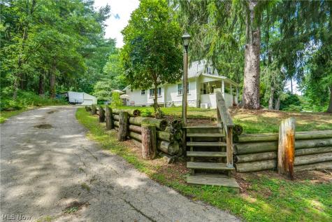 6082 S Myers Road Clinton OH 44216