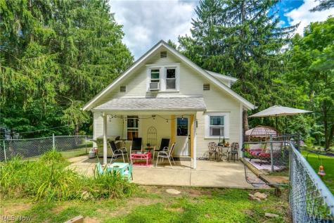 6082 S Myers Road Clinton OH 44216