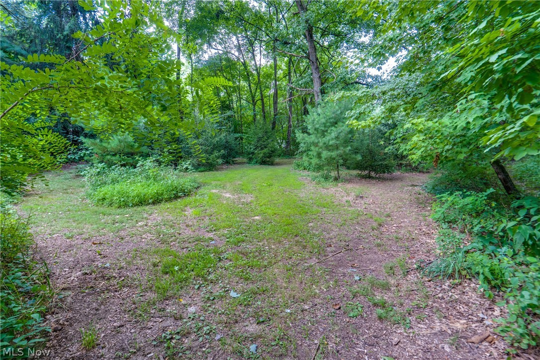 6082 S Myers Road Clinton OH 44216