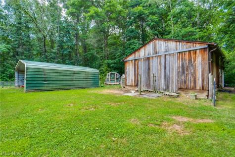 6082 S Myers Road Clinton OH 44216