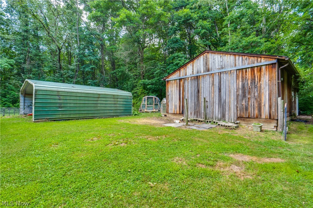 6082 S Myers Road Clinton OH 44216