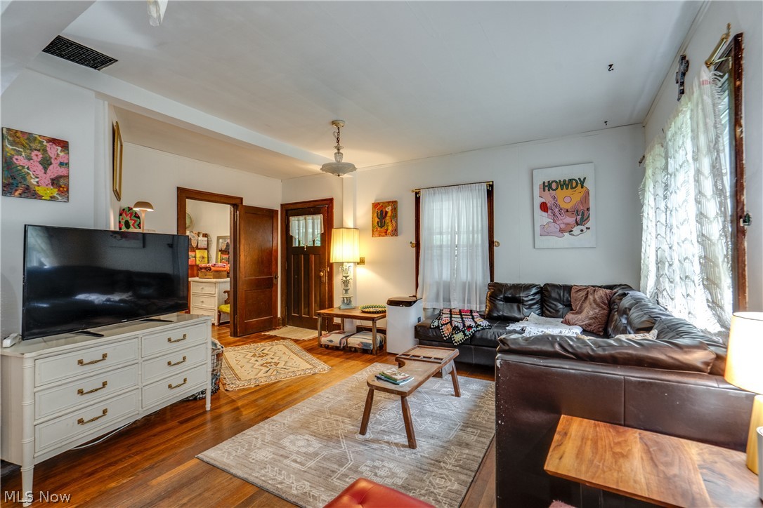6082 S Myers Road Clinton OH 44216