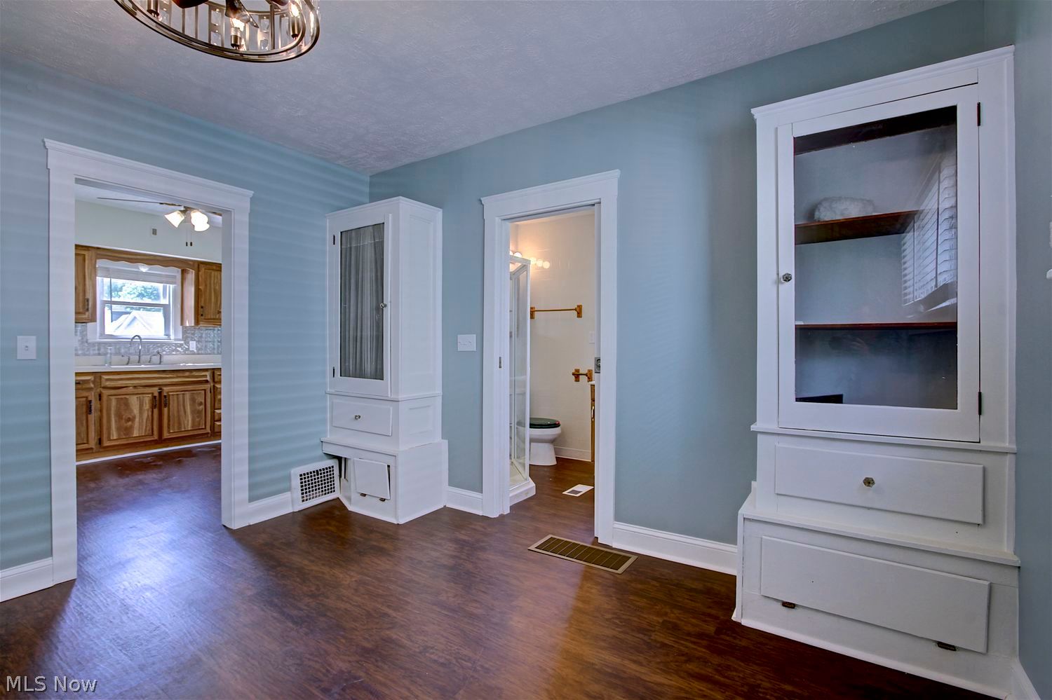 4514 Broadale Road Cleveland OH 44109
